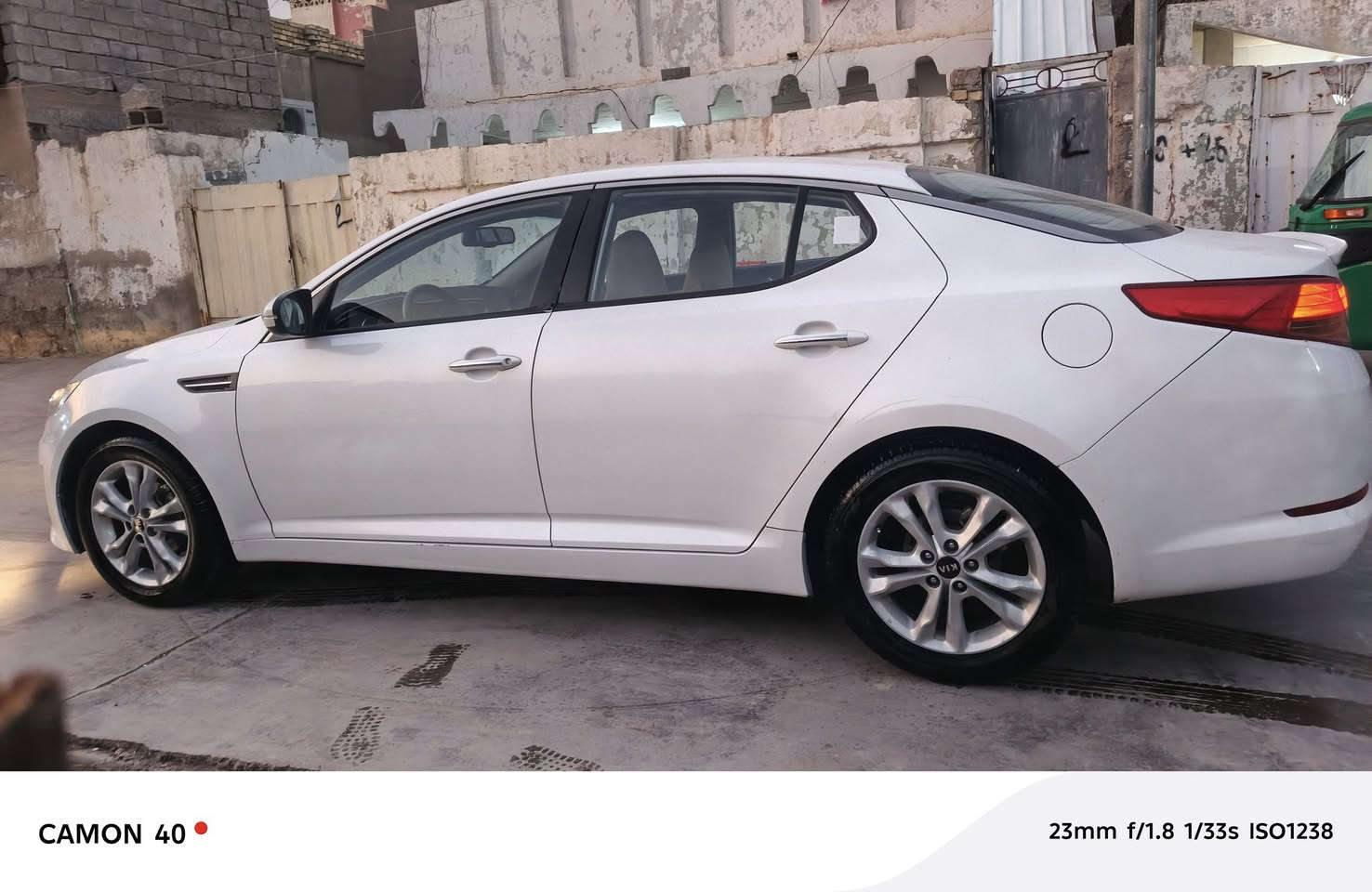 للسلام عليكم
اوبتما موديل  2012 
الرقم. سليمانية رقم إنكليزي
السياره مكفوله بارد فقط 
موجود سونار جديد 
مكينه 2000
 وارد خليجي 
السعر ١٣٠ بي مجال قليل 
مكان السياره واسط قضاء النعمانيه
للاستفسار اتصل على الرقم 
 *********** 
***********
