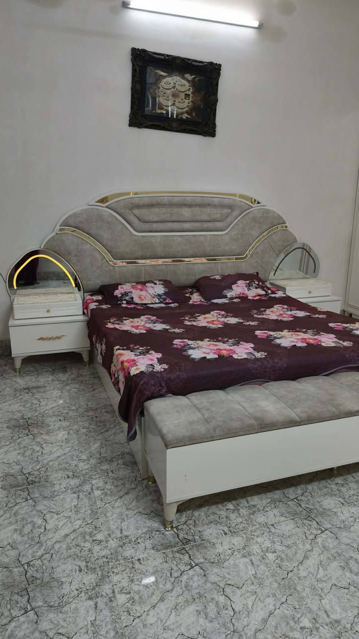 غرفه نوم أخو الجديد مليون وبي مجال غرفة ٩ قطع
كنتور ٧ أبواب وياه دوشك


**إذا كنت صاحب هذا الإعلان وتريد حذفه لأي سبب، رجاءا أرسل رسالة إلى الدعم الفني**