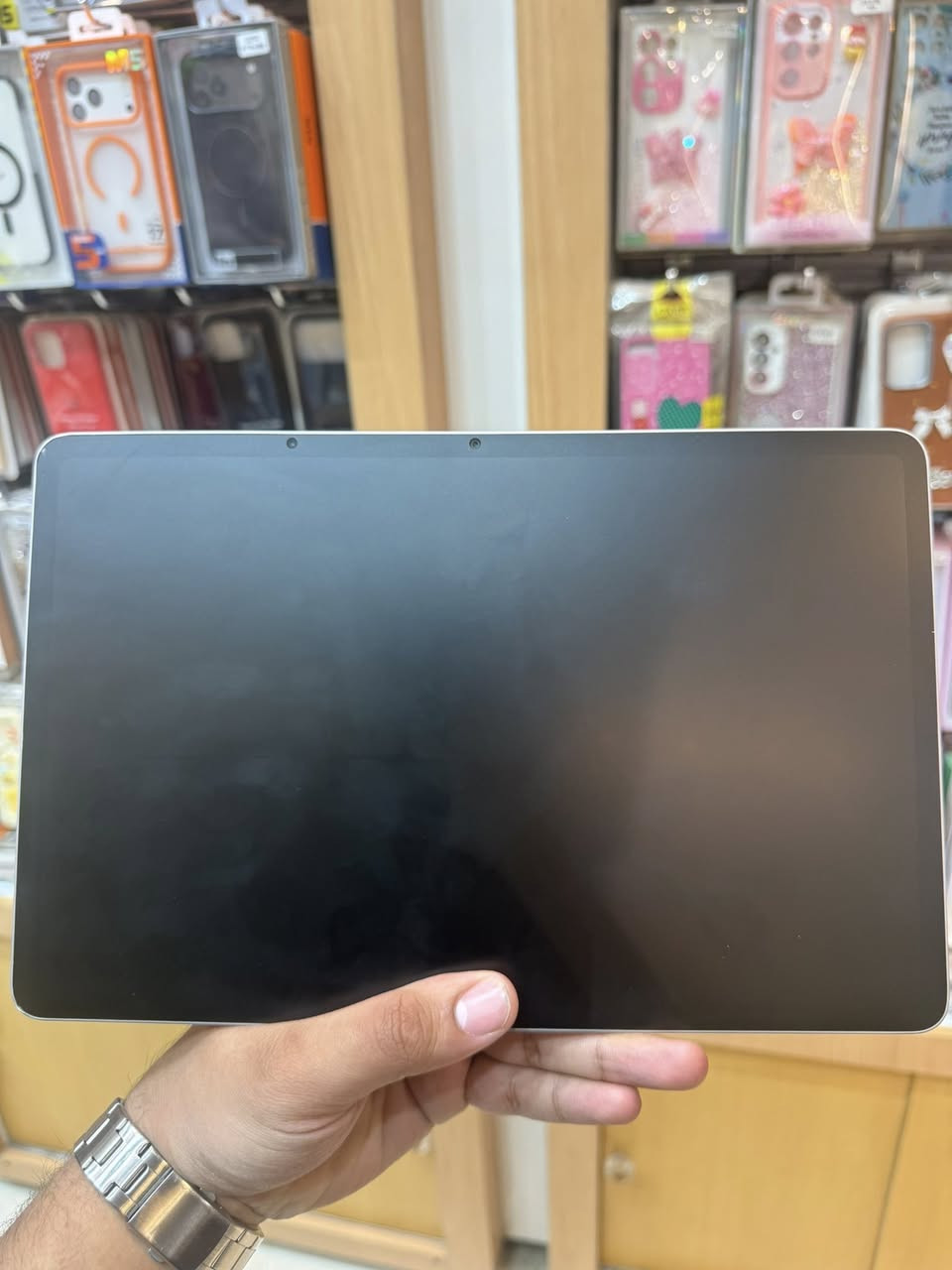 هونر باد 10
ذاكره 256
بطاريه  10000 
بي فطر بشاشه كلش قليل
السعر  260 الف 
البيع نقد واقساط على منصه مصرف الرافدين 
العنوان بغداد الحريه الدولعي ايفون سنتر mf
***********
