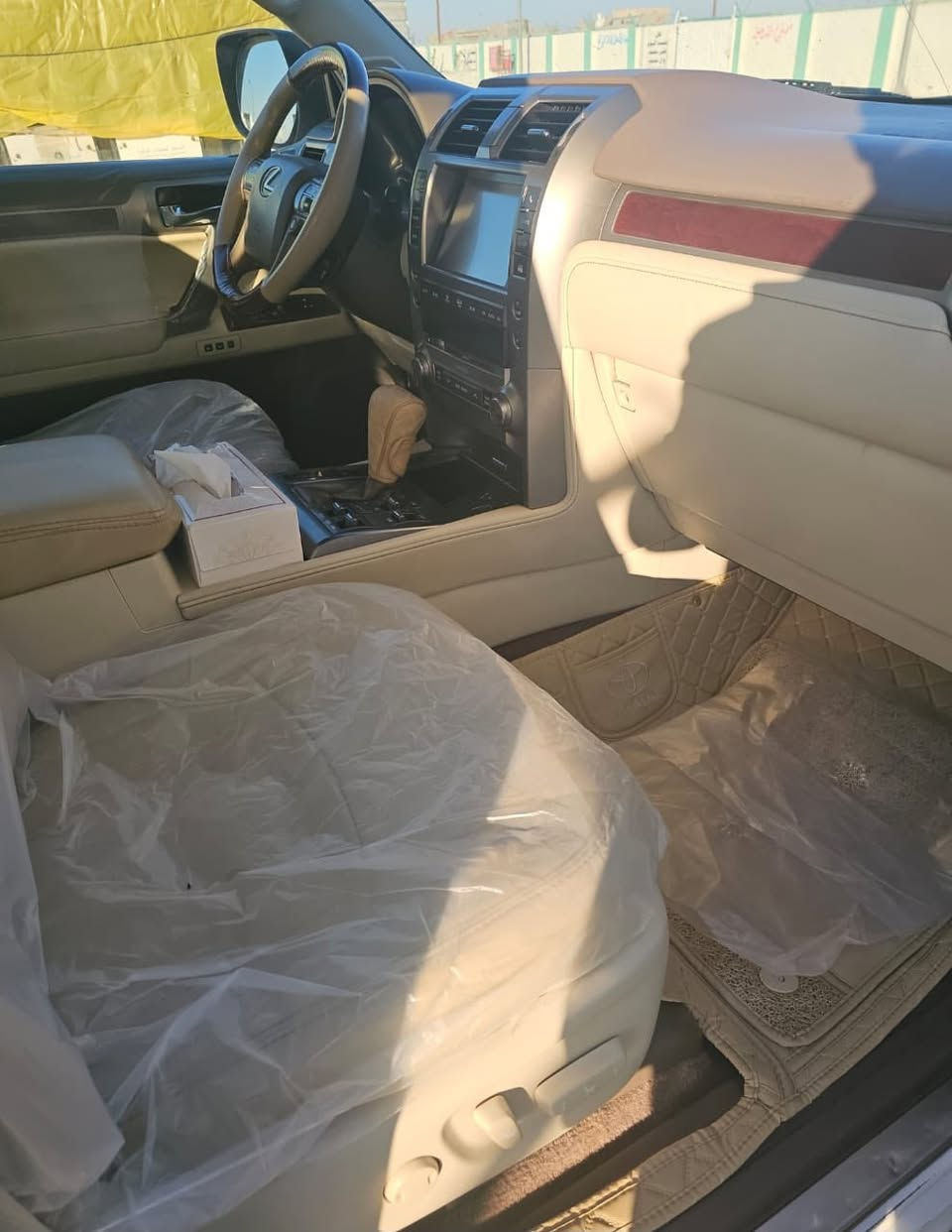 برادو لكزز موديل 2016 عداد المسافه 160 وارد خليجي يوجد صبغ نص في البونيد بدون حادث سياره حلوه
جديده
رادار
تحديد مسار
كشنات كهرباء
هواي مواصفات بعد بيهه
رقم اربيل بسمي تريد تحويل تريد وكاله
رقم التلفون ***********
للعم اذا مراوس ب فورد اف 150او رام موديل
2022فما فوق
1H1
