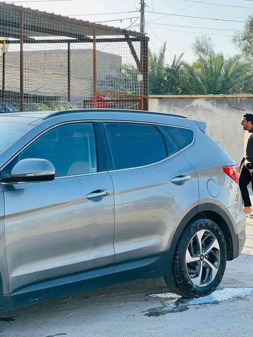 سياره سنتافي فول مواصفات مديل15السياره كفاله بيه بس مدكر مبدله اليسر ولباقي كفاله فول مواصفات مووضح بل صور السعر 143 وبيه مجال حك لجيه لشراي مكاني بصره دير
***********
