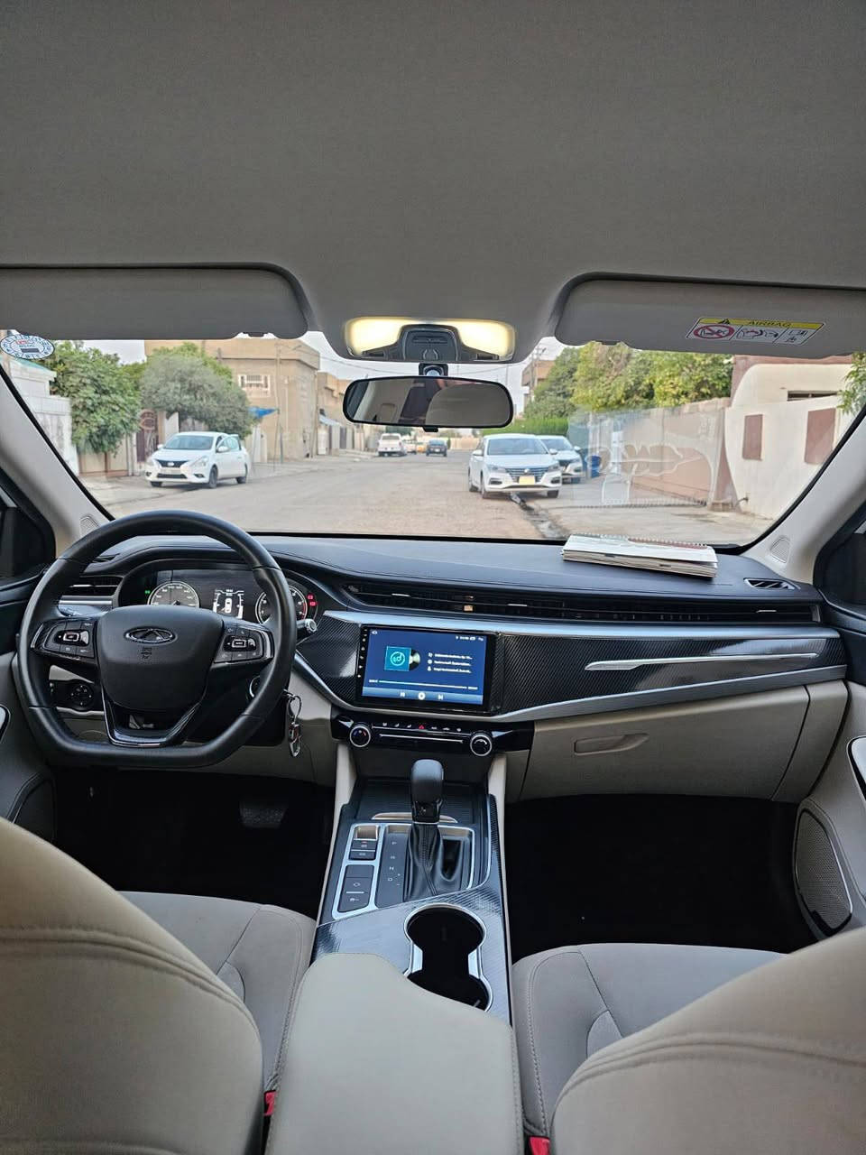 اريزو 5 ضمان شركة 5 سنوات مديل 2024 ماشية 17 الف  سيارة وضع شركة جديدة صيانة بل شركة فول مواصفات عدة الفتحة ويل كروم شاشة جبيرة كامرة حساس جلد داخل كريمي مكان بغداد رقم اربيل *********** السعر 100 بيهه مجال قليل
