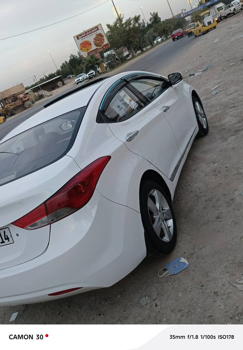 السلام عليكم
النترا موديل 2013 خليجي فول مواصفات
محرك 1800 دوش
كير محرك تبريد حداديه طخم تاير جديد
بيه قطعتين صبغ فقط رش بدون دواخل أثر شخوط
رقم سليمانيه اتريد تحويل اتريد وكالة  بخدمتك
السعر 107 وبيه مجال 
مكان السياره بابل للاتصال ***********
