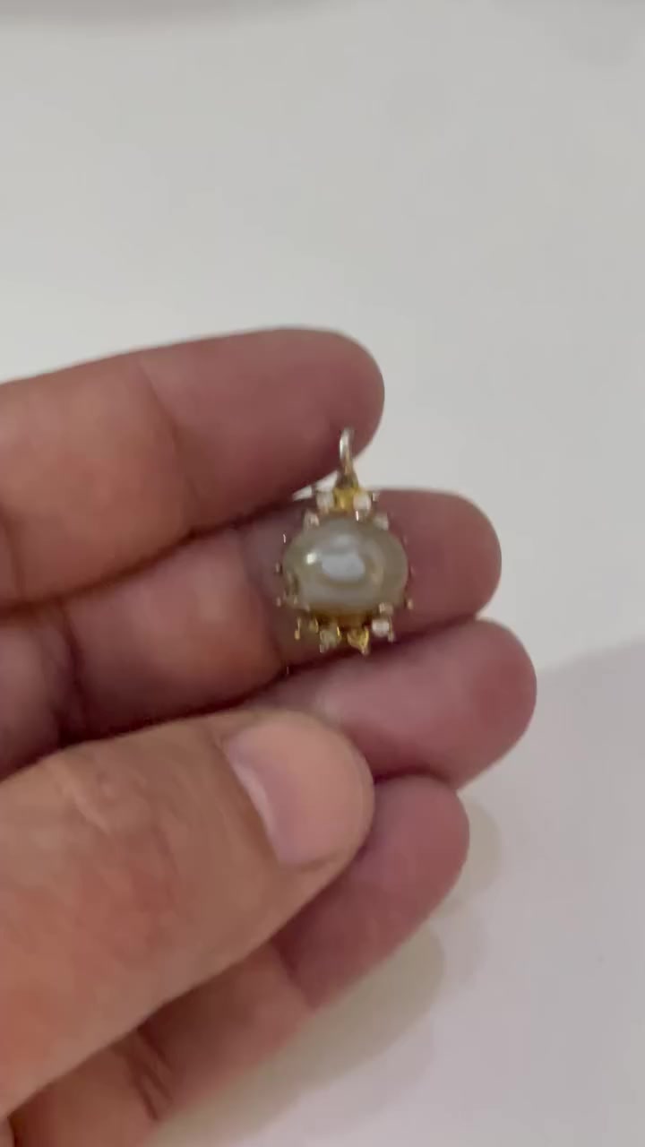 سلام عليكم شباب 
قلاده نسائيه صغيره حجره سليماني عينين عطف قالب نحاس سعره 5 الف مكاني بغداد قريب عله كراج نهضه ماعندي توصيل


**إذا كنت صاحب هذا الإعلان وتريد حذفه لأي سبب، رجاءا أرسل رسالة إلى الدعم الفني**