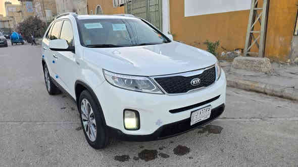السلام عليكم إلى عشاق الجديد كيا سورنتو خليجي موديل ( 2014 ) محرك 6️⃣ ماشيه 120 كله بوضع شركه كفاله عامه من الضربه والتبديل والصبغ والبارد سياره جديده جدا مكينه كير شرط مامفتوح بيهن برغي مواصفات حلوه محرك 6️⃣ سلندر سبعه 7️⃣ راكب تبريد ثلاث 3️⃣ قطع كشنات جلد ويل كب حساس امامي خلفي سياره جاهزه من كلشي رقم بغداد باسم ولد صديقي تحويل مباشر مكاني ناصريه مدينة الصدر للاتصال ( *********** ) السعر ( 183 ) رجاااا مو شراي لا يكسر بحلال الناس 

***********
