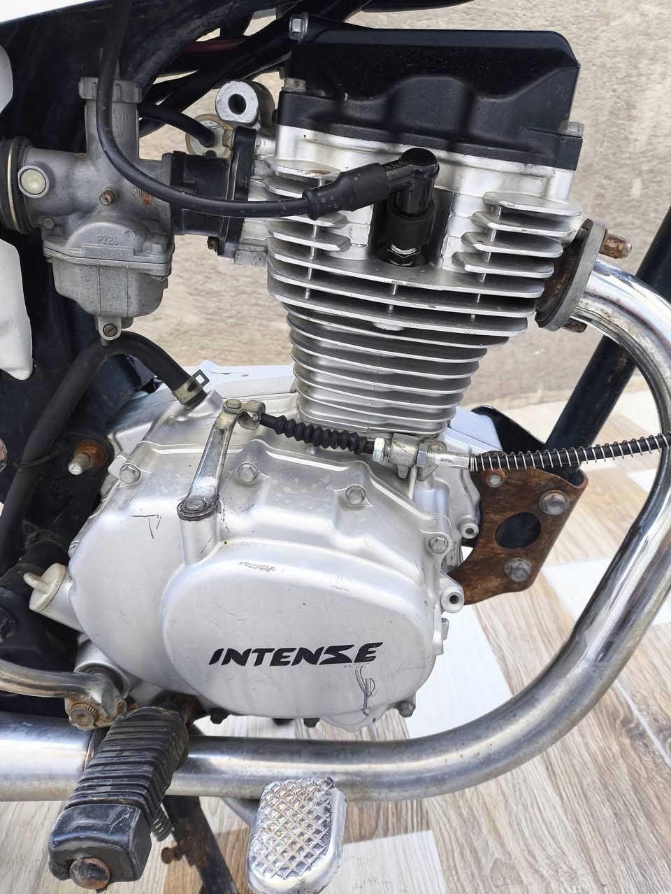 ناما ادوات نظيفة شوفت عينك كهربائيات كلها شغاله الدراجه كلك كلك كلك مكفولة من السرقة السعر 600 وبيها مجال للشراي

*********** متوفر واتساب واتصال

مكاني البصرة الجمهورية✅
