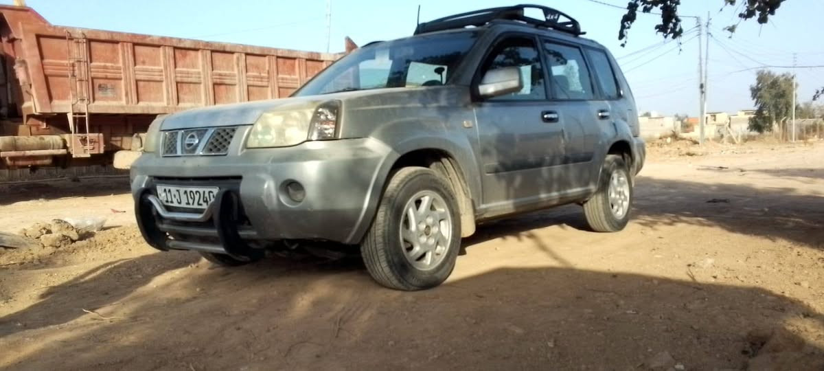 نيسان إكس تره موديل 2008 رقم دولي تحويل مباشر
سياره نظيفه لايت زنون 
تدفئه تبريد 
السياره احلى من صور 
السعر 70 وبيها مجال حك الجيه 
مكان السياره بغداد حي اور 
***********
