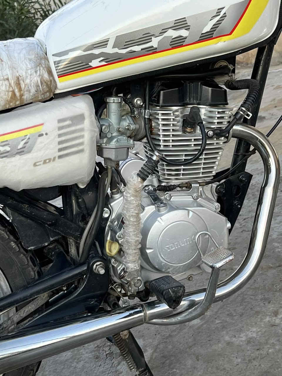 سلام عليكم  دراجه سيفان24 دراجه حلوه خير من لله فول نضافه مابيه اي نقص تجي وشوف مانقصه برغي كفاله من طول لطول مكانه ديالى ناحية الوجيهيه  *********** لا تعلق وتنطي اسعار من يمك اتصل وتدلل والسعر 675 وبهاي مجال
