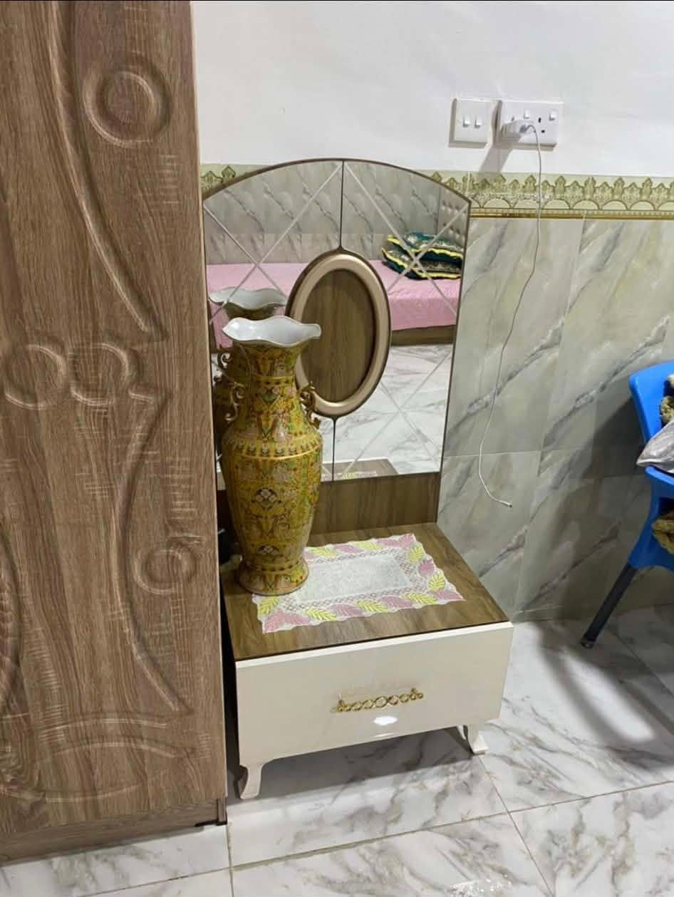 غرفة نوم نفر تركية جديدة استعمال قليل السعر 200 الف الشراي يراسلني خاص


**إذا كنت صاحب هذا الإعلان وتريد حذفه لأي سبب، رجاءا أرسل رسالة إلى الدعم الفني**