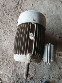 ماطور ثري فيز • 30 حصان • قرب سيطرة الغالبية