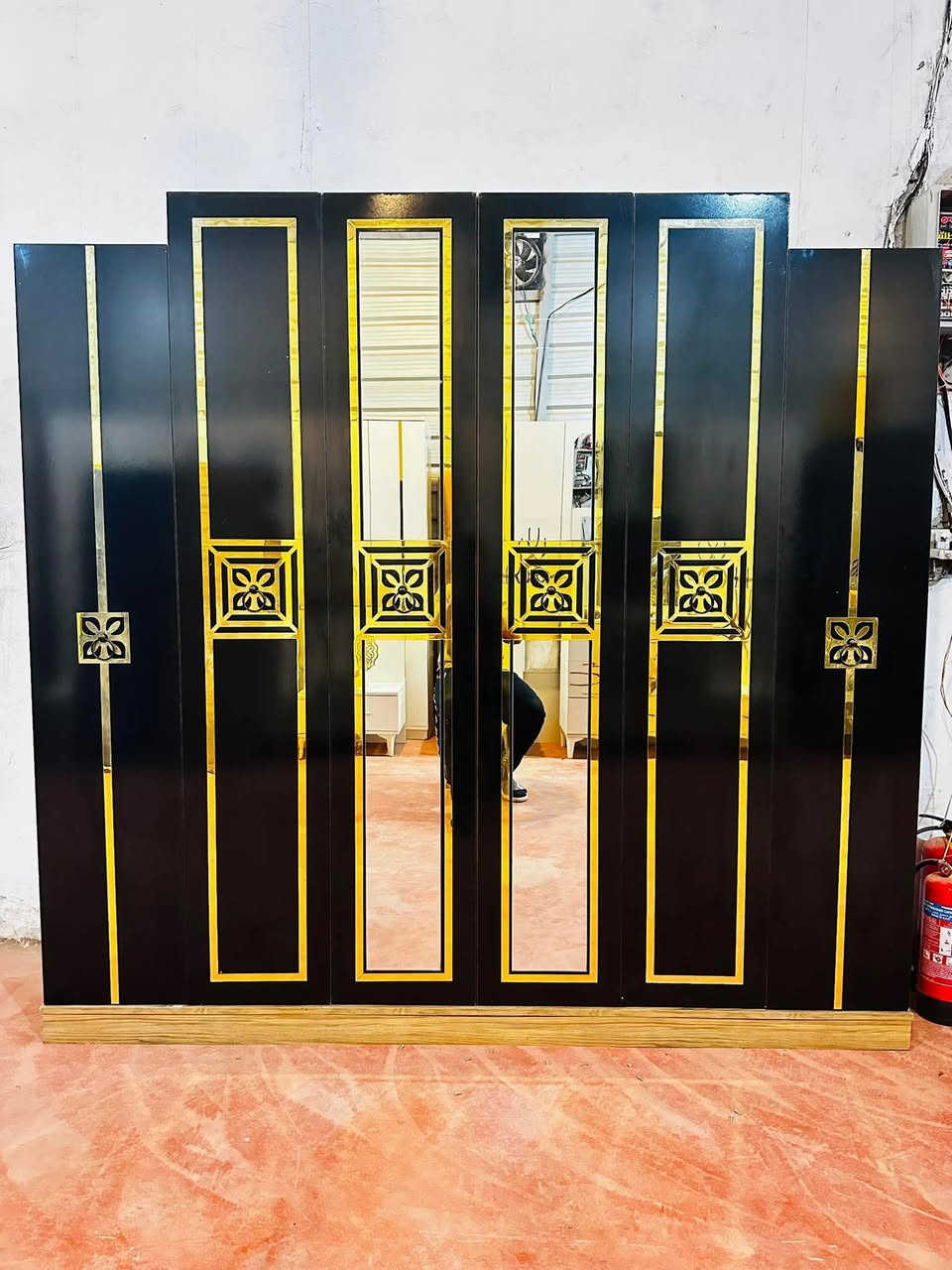 💎🔥 غرفة تركي مستخدم – 6 قطع كاملة 💎
💯 نظافة 95% |  نظام أبواب مرتبه 
💸 السعر: 525 قفل
🪛 شد مجاني + 🚚 نقل مجاني


**إذا كنت صاحب هذا الإعلان وتريد حذفه لأي سبب، رجاءا أرسل رسالة إلى الدعم الفني**