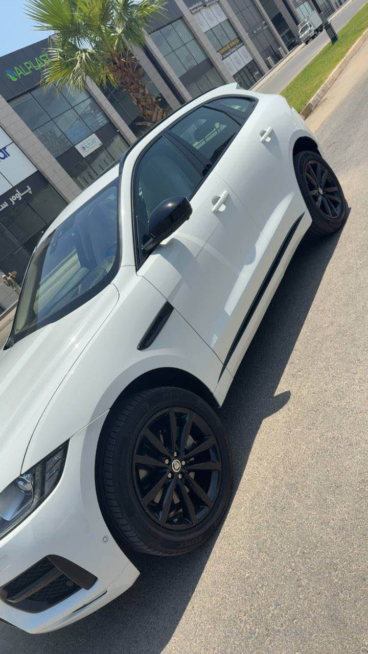 جاكوار شركة سردار 
2017 
ماشية 85000 كم 
بدون صبغ مكفولة سيارة
للاستفسار

0750 486 0187 أربيل, العراق
