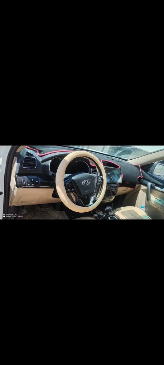 سورنتو 2014 خليجي سته سلندر سبعه راكب ثلاث قطع تبريد اطارات جديده حداديه ممتازه محرك وكير شرط الفحص بيه ضربه زغيره من جهة السايق وضربه صغيره من الخلف عكس جهة السايق وبعض رشات الصبغ الصغيره.. بسعر 135 ورقه.. ***********
*********** مكاني بالبصره
