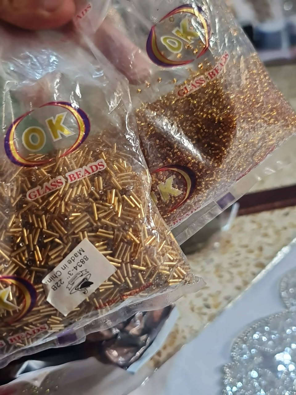 اقمشة ومستلزمات خياطة للبيع جملة 
***********
