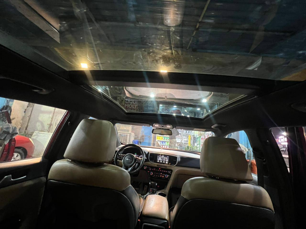 سلام عليكم 
كيا سبورتج خليجي فول (1/1)  اعلى فئه جيتي لاين 2020
رقم بغداد باسمي تحويل مباشر 
محرك 2000دوش المرغوب 
هاند بريك بصمه + اوتو هولد 
بانوراما كشاف لايت نوع DOHC
كشنات جلد لونين والداخل لونين
كير بوكس 6 نمر 
بصمه عدد 2 تشغيل عن بعد 
كراسي كهرباء شاحن واير ليس جنطة كهرباء 
نظام ترحيب بل يدات + ترحيب عن قرب
كاميره دواره 360درجة شاشه كبيره تدعم كار بلي 
نظام نزول منحدرات تبريد قطعتين 
حساس عدد (6) 3 امام و3 خلف 
مداخل USB مخرج طاقه عدد 3 
 نهارLed 
نضام وحدات السلامه ايرباكات عدد 8 
نظام ايزو فكس 
تحكم مقود جهتين +اوتو ميديا 
كروز سرعه + بلوتوث 
بيها بارد قليل بل جاملغ الأمامي عكس السايق 
وبارد بل جاملغ الخلفي جهة السايق مسويهن يم المندلاوي ولايبين ابد مكان السياره بغداد 
رقم ***********
السعر 19الف بيهه مجال
