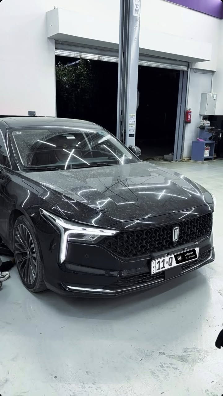 اقساط !!! بيستون B70 ليموزين 2024
سيارة مطلعها من الوكالة
وماشيه 45 ألف على إيدي
محرك 2000 تيربو
السيارة غير متعبة وما بيها أي نقص السيارة مليانة مليانة موصفات
شنو اللي ببالك موجود بيها !
ابيع بسعر 14 مليون ونص المتبقي على البنك 14 مليون
والمتبقي تسدده ع شكل اقساط شهريه
بيها طكة صغيرة كلش
بالجاملغ الخلفي ومسويها BDR
وأكو كم طخه صغيرة بالسيارة
مكاني: بغداد
للتواصل: ***********
