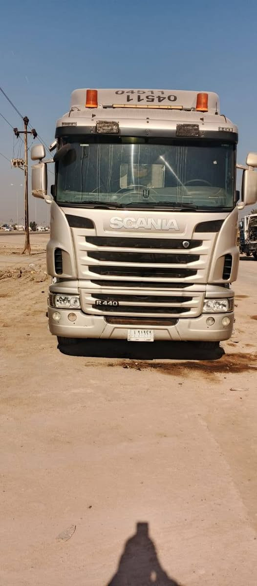 سلام عليكم للبيع سكانيه مديل 13 معلايه 21 سياره كامله بلشقل مكينه R 500 رتايدر ثلاجه تبريد كير 12 نمره عرجه سياره طخم تاير عربانه عبد الله جوهر مديل 25 سياره مسوي معاملة تنزيل مديل  رقم بصره رقم الهاتف ***********
***********
