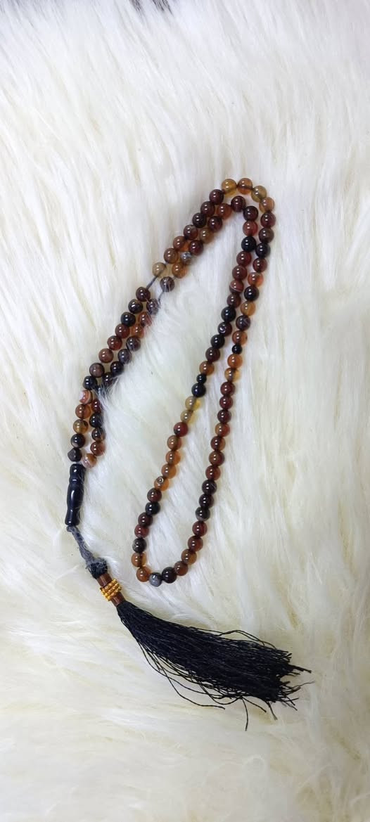 سبحة 101 عقيق يماني اصلي بلذمة مكان بصرة رقم هاتف ***********
