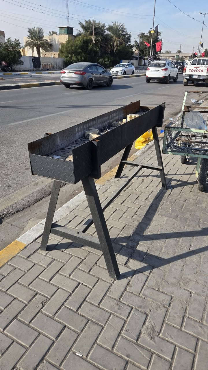 ميز سل ستيل 200×70 منقلة 200×25
استعمال اسبوعين 
 للبيع 
***********
