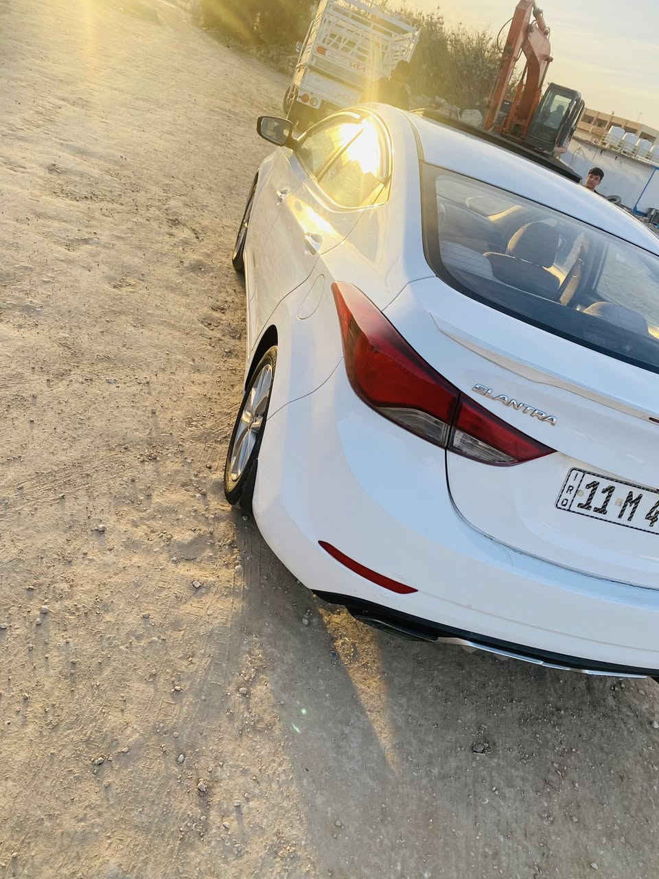 سلام عليكم النترا للبيع مديل 16خليجي  كفاله ما عده البونيد مفتوح رقم بغداد تحويل ثاني يوم  
مكينه 1800مكان السياره كربلاء طوريج  ***********   الشراي يخابر  ويدلل
