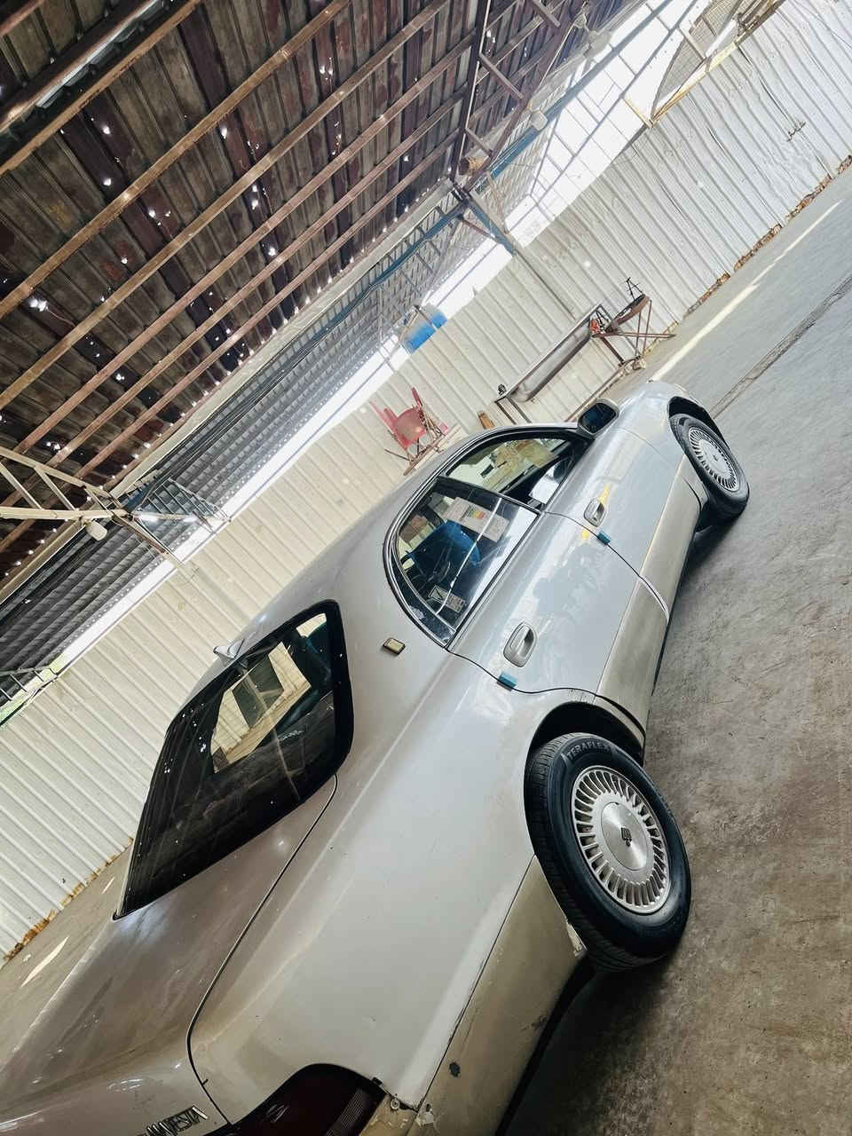 بطه موديل 1992 سياره جاهزه مكينه كير تخم تاير سياره حلوه ونضيفه بيه مكانت صبغ السعر 38 وبيه مجال مكاني بغداد 
***********
