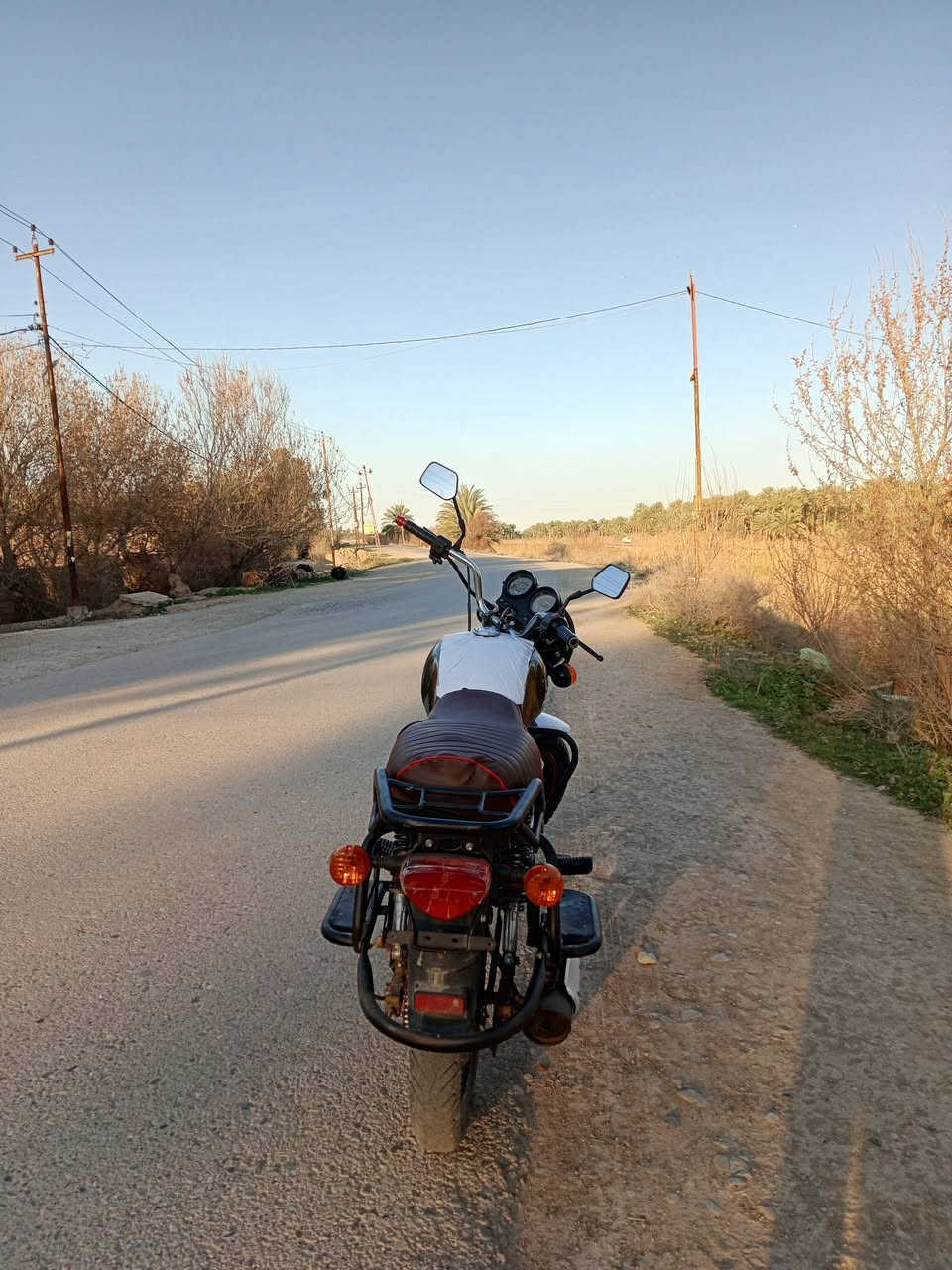 السلام عليكم دراجة دايوان موديل 22 محرك مجفت اوراق كارتونية دراجة مابيهة اي نقص السعر 750وبي مجال مكاني ديالى  قضاء دلي عباس سراجق الرقم ***********
