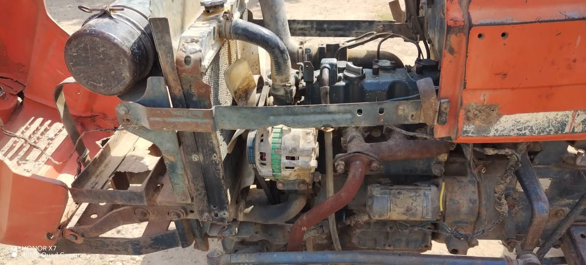 كابوته للبيع مع رفاسه بدون كاردن 85 موديل خيط بخار بدون تنقص مكان يثرب قرية العانين  ***********وحياكم السعر 5500@@ة
