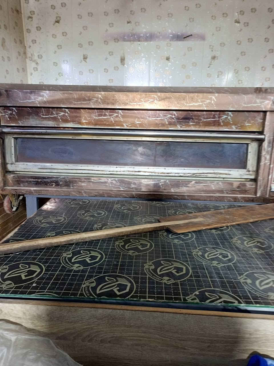 اغراض فرن للبيع
***********
***********
