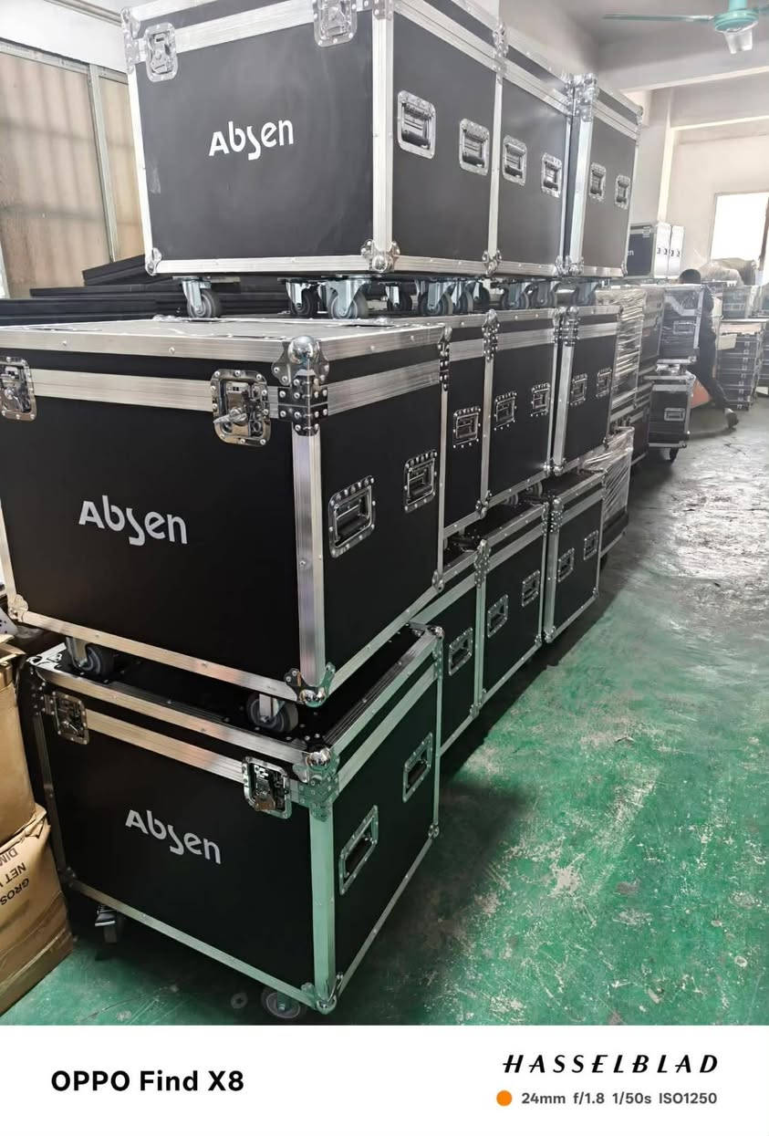 Sell 33 sqm Abison P2. 9, high brush chip, Nova system, arc lock, fineness 90% new,Hello, I am selling second-hand stage equipment, there is a need to contact me Oh.


**إذا كنت صاحب هذا الإعلان وتريد حذفه لأي سبب، رجاءا أرسل رسالة إلى الدعم الفني**