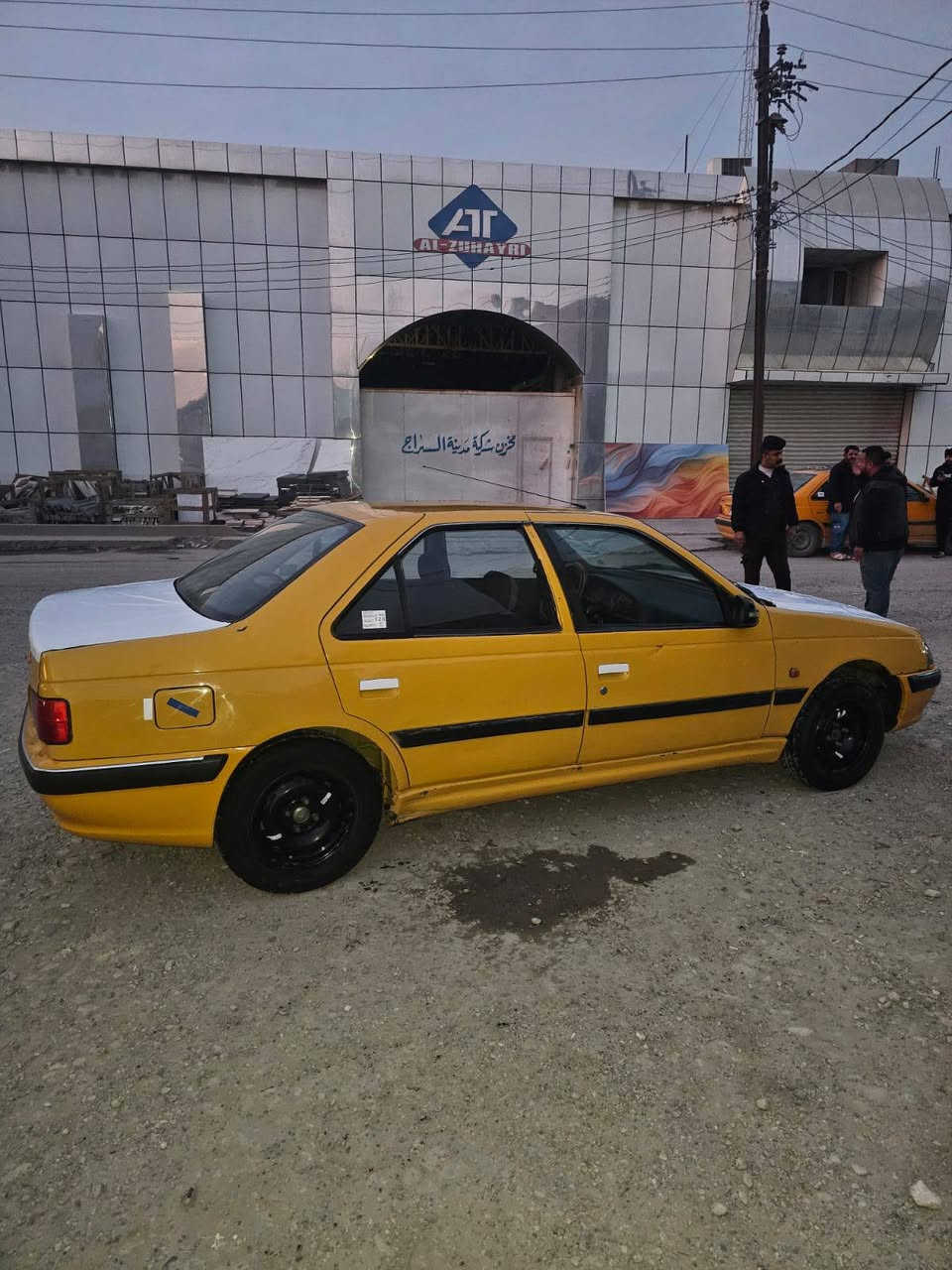 سلام وعليكم بيجو بارص 2015 البيع رقم بغداد بسمي تحويل ثاني يوم مصفره هيئه وغرامات صبغ الجاملغ الخلفي اليسر فقط الاستفسار والسعر تصال على ***********
