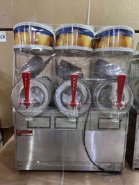 ماكينة سلاش • ٣ احواض • البصرة