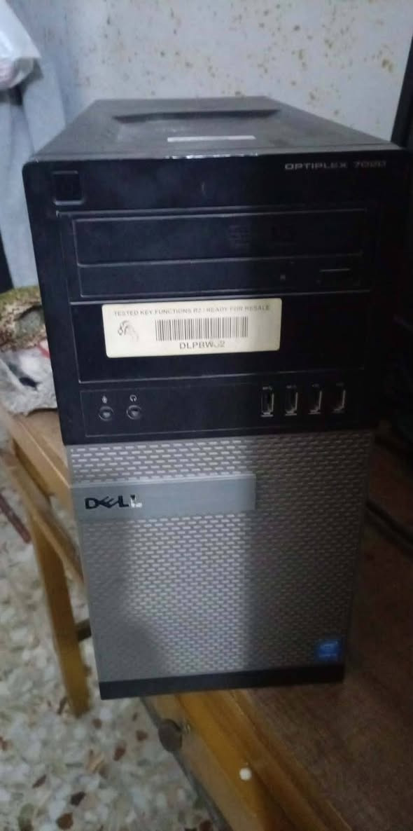 السعر 225
ملحقات كامله
شاشة hp
كارت شاشة GT 740
هارد hdd 500
هارد ssd 128
ماوس لوجتك 502
كيبورد ريدراكون كيمنك
RAM Ddr3
10 كيكا

مع هديه
 كاميرا ويب تصوير
ومع يو بي اس maxma 1200

كل هذا ب225 الف

مكاني بغداد الكريعات

كلشي شغال ومستعجل عالبيع
واتساب موجود
***********
