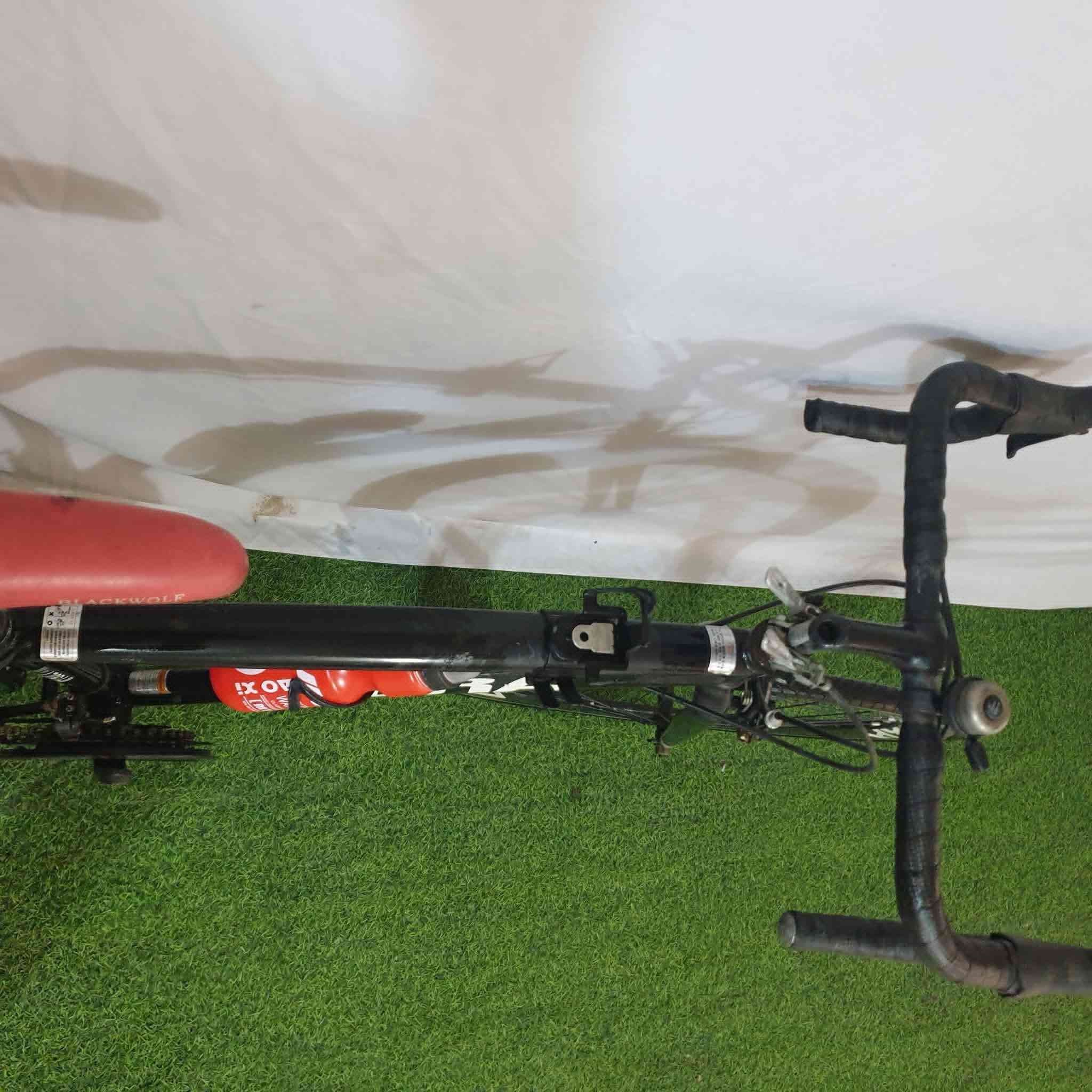 بايسكل رياضي سباق موديل 700C 
حجم 28  
لشه مظلعه
باله كسر حاويه
الحاله جاهز ونظيف
الكيوره (3×7)
السعر 150 الف وبيه مجال بسيط 
للاستفسار الاتصال***********
