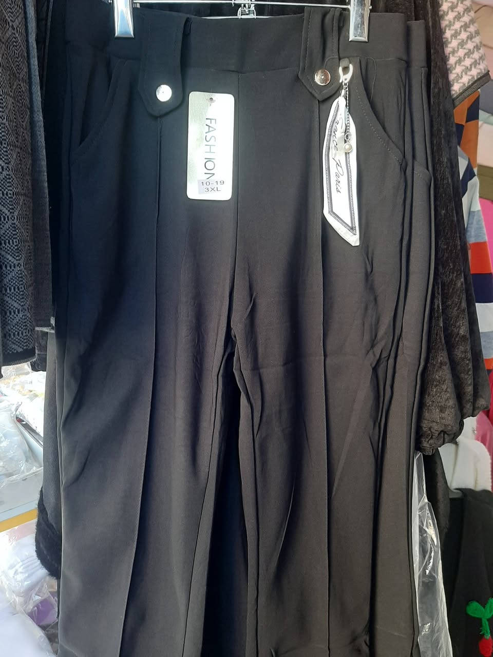 السلام عليكم
توفر كيلود نسائي أصلي درجه أولى👌
يتوفر أحجام 
العنوان موصل حي عدن قرب مكياجي وعطوري مقابل عماره يارا ستي🌇 يوجد خدمه توصيل 🚕🚕🚕
واتس ***********
