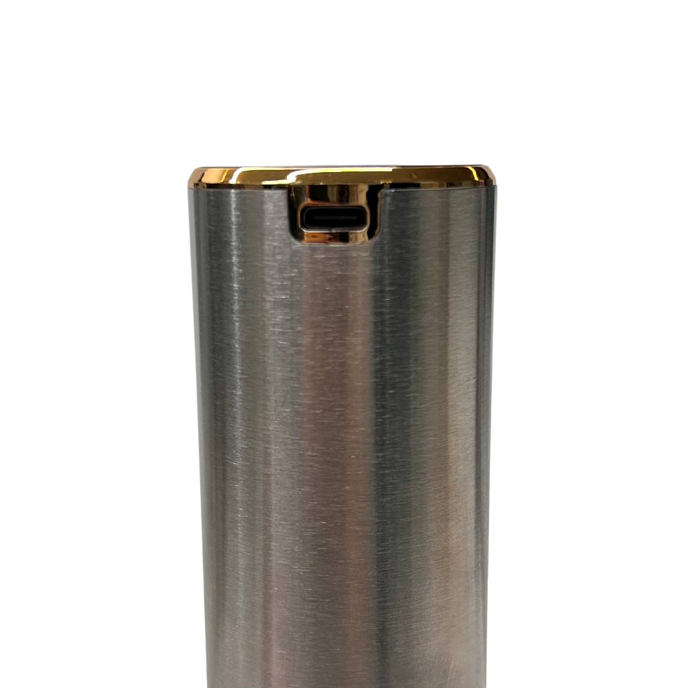 ✨🧂 نكهة مثالية بلمسة زر!

مطحنة التوابل الكهربائية RAF R.7141
تشغيل بيد وحدة 👌
تحكم بدرجة الطحن 🌶️
تصميم أنيق مع إضاءة LED 💡

سهولة، دقة، وطعم يفرق بكل أكلة