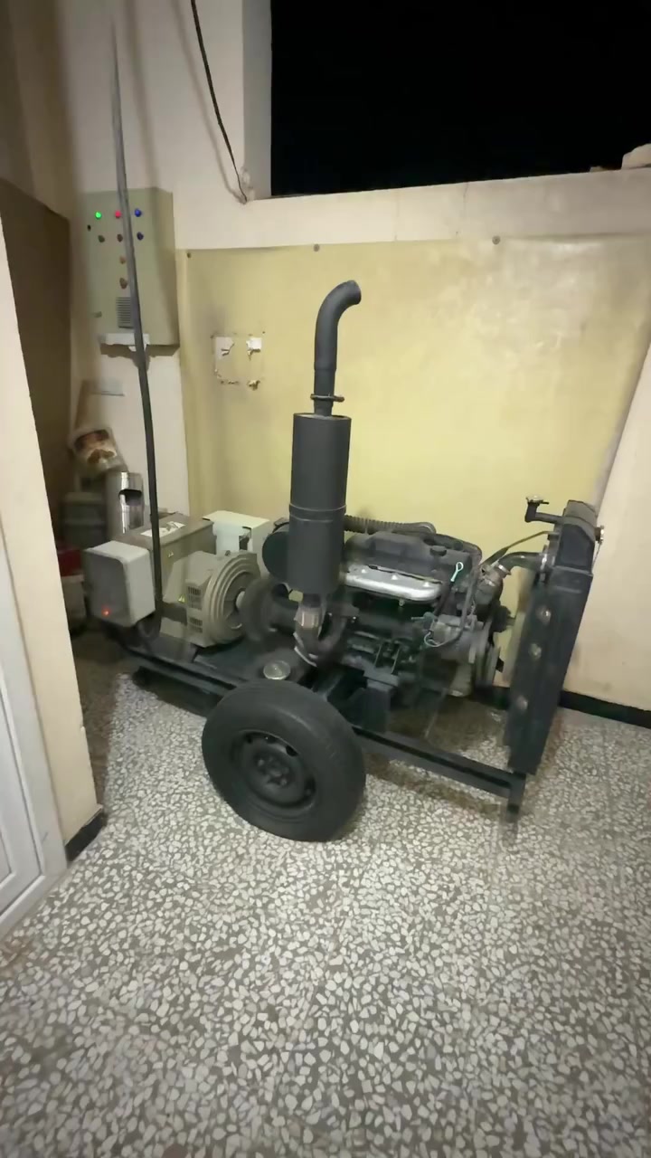 السلام عليكم مولد كيا للبيع شرط الفحص مال جناي مكان المولد حي الميلاد سعر قفل 20 ورقه للاستفسار *********** حبيبي لاتتصل وتعامني على سعر قفل 20
