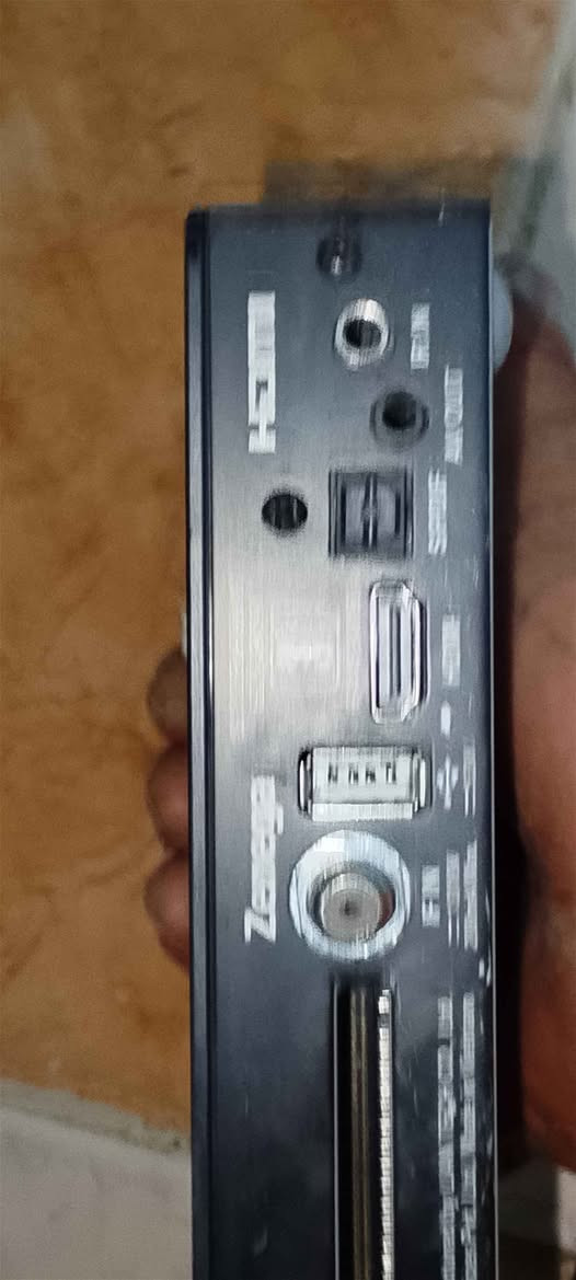 سلام عليكم ورحمه الله 
اغراض باله اصلي شبكه الانترنت ما اعرف نوع شكل كله بلاتنيوم دش القنوات الفضائي والكارت المشفره 
20 جهاز الابيض جديد غير مستخدم ما اعرف شنو شغل كلهن ب30 البصرة, العراق


**إذا كنت صاحب هذا الإعلان وتريد حذفه لأي سبب، رجاءا أرسل رسالة إلى الدعم الفني**