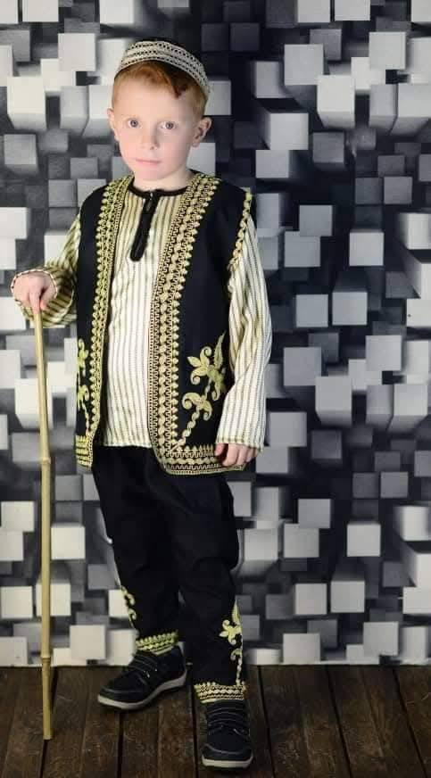 ياأهل السطوح تنطونا لو نرووووح😅 👱‍♂️👧
شهر الخير ويانه غير 🌙

توفر لدينا 
#الكَركَعيان أو #القرقيعان 🤩
أو #زي_باب_الحارة +دشداشه #بناتي_رمضاني 
من عمر أشهر إلى عمر ١٠ سنوات 

كمية محدوده 💥

للحجز والاستفسار يرجى مراسلة البيج لطفآ 📩

#العنوان_الأنبار_عنه


**إذا كنت صاحب هذا الإعلان وتريد حذفه لأي سبب، رجاءا أرسل رسالة إلى الدعم الفني**