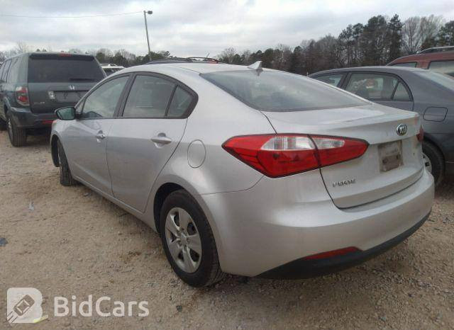 السلام عليكم
كيه فورتي2015
جاهزه من كلشي 
صدر 
محرك دوش مجفت جديد على لبسحك بعده
صدر جديد 
تخم تاير جديد 
والتفاصيل با المنشور
سعره 10500$
مكان السياره العلاوي شارع شيخ معروف 
***********
