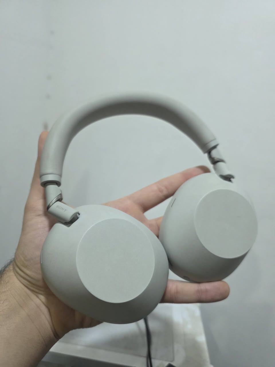 السلام عليكم
sony wh 1000 xm6
كامله الغراض

بسعر 325 الف

توصيل موجود


**إذا كنت صاحب هذا الإعلان وتريد حذفه لأي سبب، رجاءا أرسل رسالة إلى الدعم الفني**