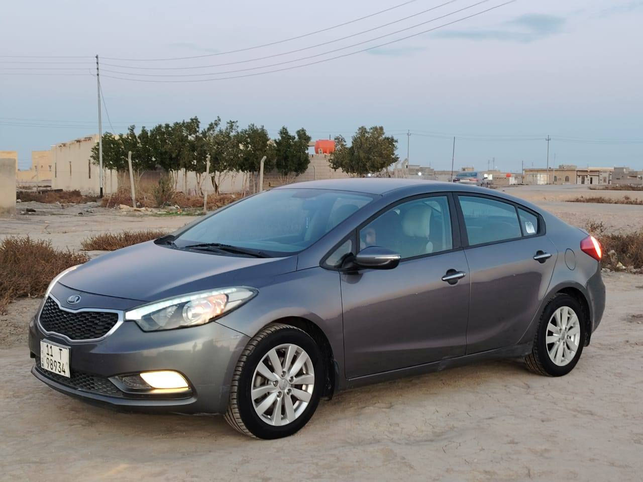 للبيع كيا سيراتو موديل 2016 كفاله من الصبغ بس بارد بيه
موصفات لد امامي وخلفي
تحكم ستيرن اشاير مري
مرايات شفط حساس خلفي
ويل كب ساحبه نضاره
يدات نيكل ماشيه 83الف حقيقي رقم بغداد جديد مكانه السماوه محرك 1600 ***********
