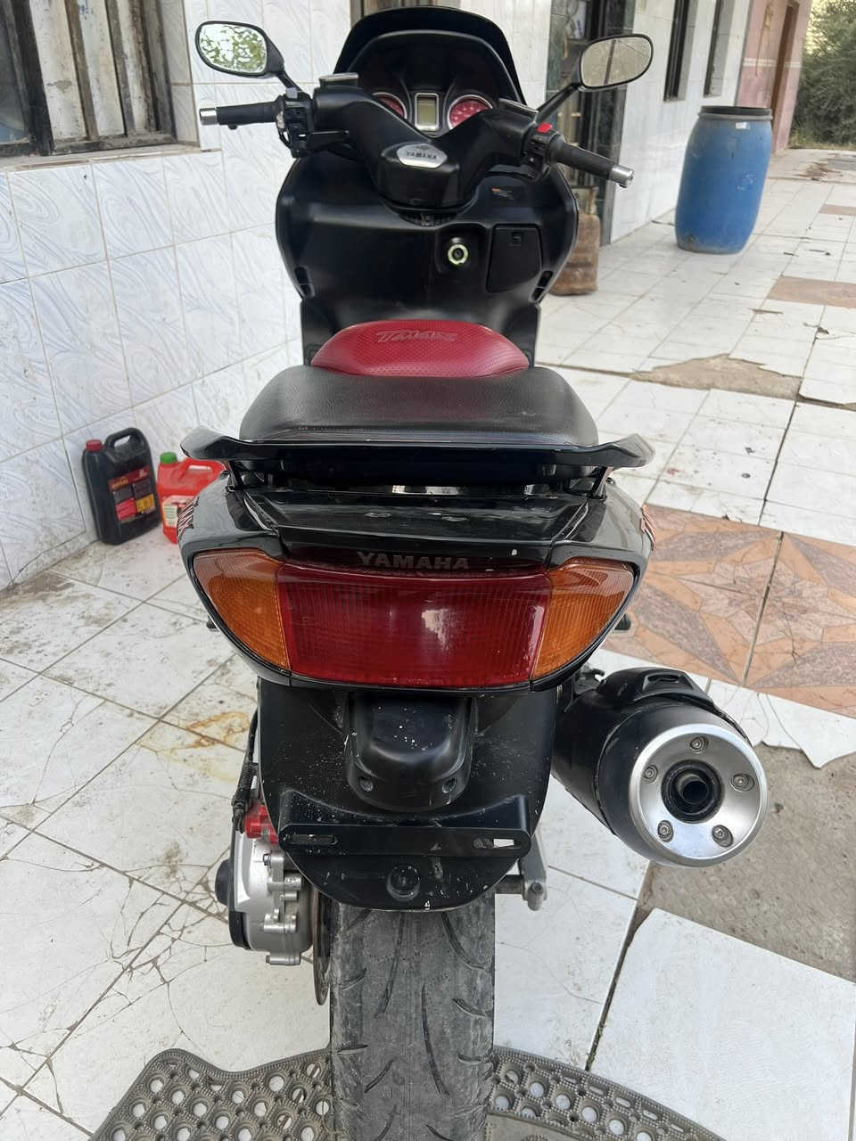 تي ماكس للبيع موديل 2008 جديدة الدراجة كير ومحرك بلاديات ما مفتوحات بس التريشة جهة اليمنه مكسورة السعر 23 $ ورقة وبية مجال حك الجية .
مكان الدراجة بابل / الحلة 
***********
