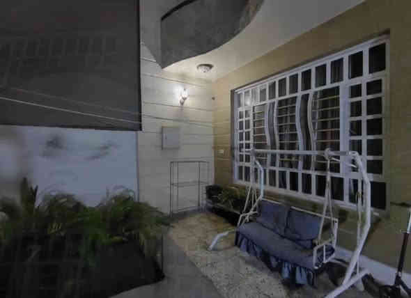 منزل للبيع في المنصور حي العربي 
واجهة 6.60 م مساحة 115 واقع حال بناء حديث في المنصور حي العربي مجاور حسينية المصطفى
طابق اول: استقبال + مطبخ مفتوح على الهول + غرفة نوم وحمام
طابق ثاني: 3 غرف نوم وحمام
طابق ثالث يوجد مخزن

للاستفسار بالتعليقات او الاتصال على الرقم ***********
