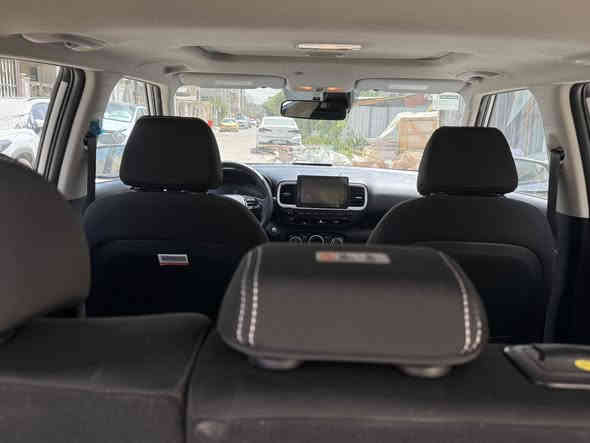 هونداي فينو 2024 بدون رقم ايرباكات سليمة ماشية 1400 بعده زيرو بدون تبديل ليبل واحد 
السعر 135 ورقة بيه مجال 
*********** مكاني بغداد البنوك اي استفسار اني حاظر
