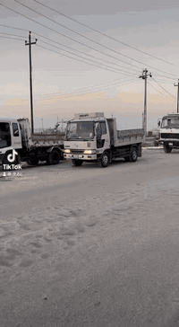 السلام عليكم 
هينو انكر للبيع 
محرك 80
كير ٧نمر 
سياره مكفوله كفاله عامه
السعر 240
مكلف بالنشر 
للاستفسار ‭٠٧٨٤ ٦٧٩ ٤٨٨٣‬
