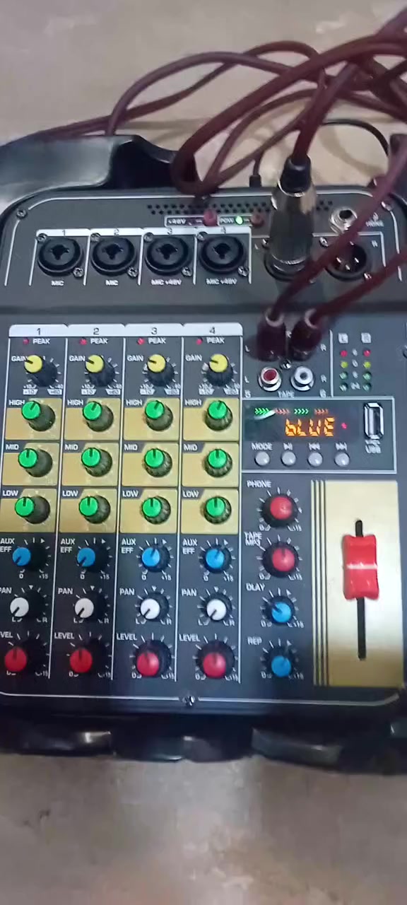 السلام عليكم موجود عندي
مكسر أخرس 12چنل السعر 80 الف
مكسر أخرس 4 چنل السعر 35 الف

مستخدمات قليل 

عنوان بغداد الكاظمية توصيل بس للمناطق القريبة


**إذا كنت صاحب هذا الإعلان وتريد حذفه لأي سبب، رجاءا أرسل رسالة إلى الدعم الفني**