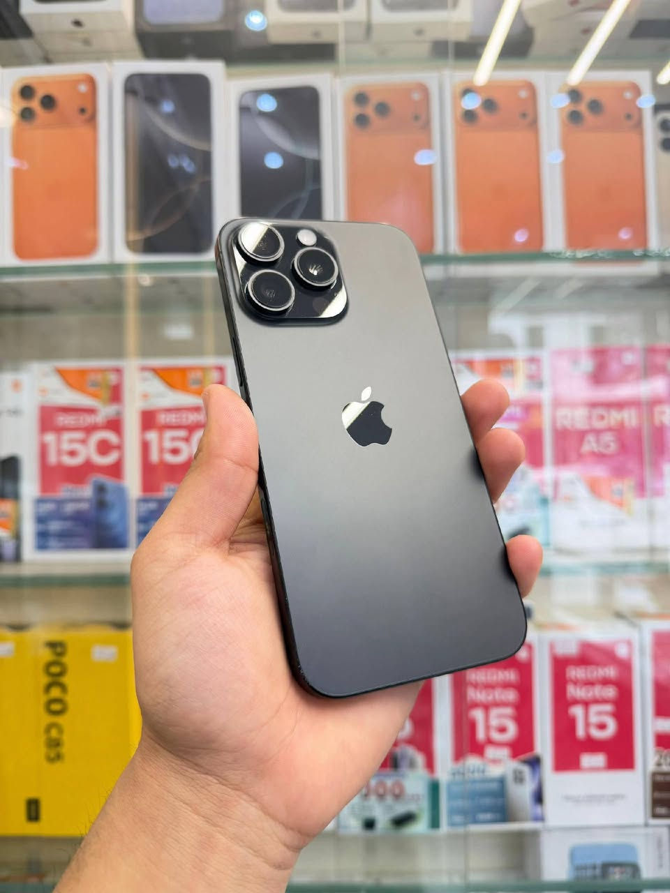 ايفون 16 برو ماكس
ايفون 16 برو ماكس عربي شرق اوسط ماستر ) ذاكرة 256 بطاريه 99 الجهاز بلادي ما مفتوح ولا مصلح شرط

تفحص وين ميعجبك ملحقات كامله الاصليه وبي شخوط جداً بسيطه بالشاشه وين ماتريد روح افخص ضمان 3ايام السعر مليون
مكاني الصويره حي الزهور وعندي توصيل وهذاه رقمي***********
.
