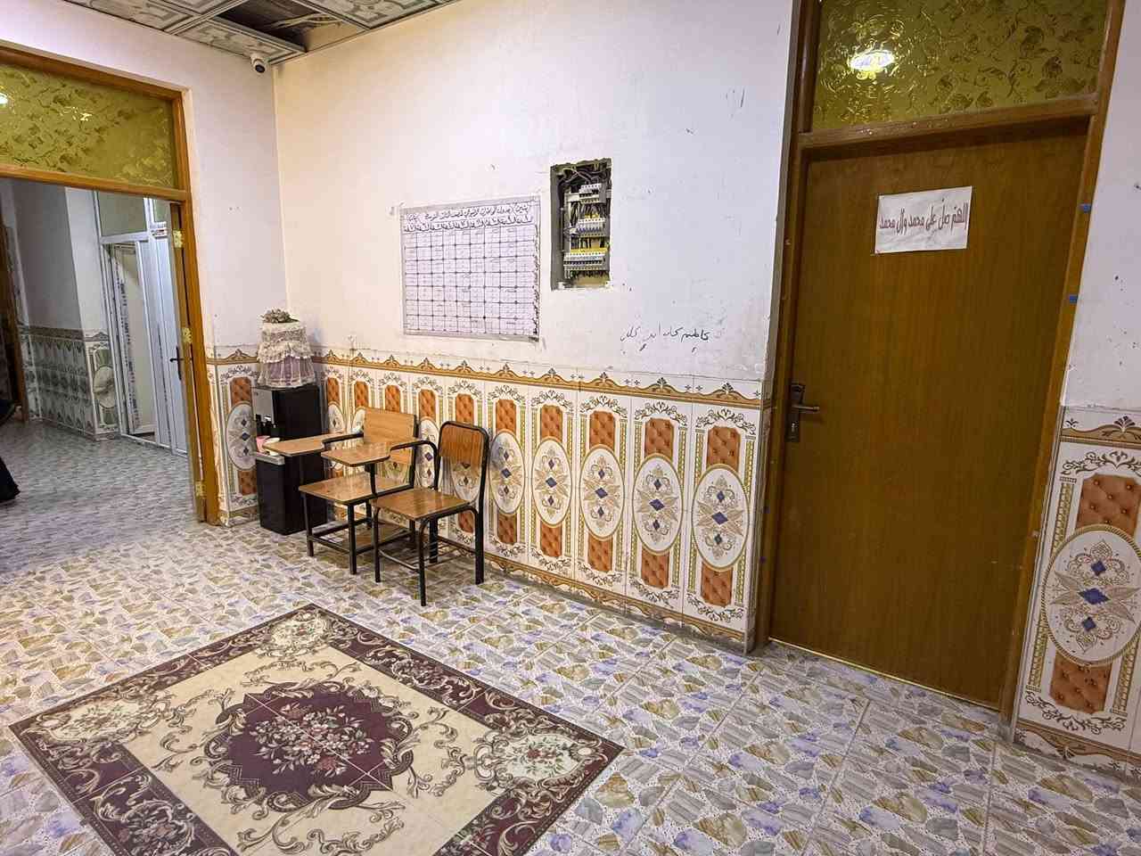 سلام عليكم اخوان
غراض للبيع الي تفيدة يتصل علية او يراسلني 
كراسي جامعية عدد ٧٠ 
نص تخم قنفات 
مكتب قطعتين مع كرسي دوار جلد مع فاترينة
سستم كامرات متكون من ١٢ كامرة نوع فايوتك مع dvrمع هارد ووايرات الي يعجبة يفتحهن وياخذهن 
طابعة براذر استنساخ وسكنر
سبالت عدد ٦ ثالث منهن انفيرتر احجامهن مختلفة طن وطن ونص وطنين نظيفات جدا 
مبردة كبيرة مع ٣ دكتات نازلات من سطح البناية 
مبردات ثنين داخليات حجم وسط ومبردة زغيرة ع شكل سبلت 
كراسي جلد ثابت عدد ٤ 
مراوح سقفية وجدارية 
براد ماء 
قواطع pvc  موجودات بالصور
للاتصال ***********
