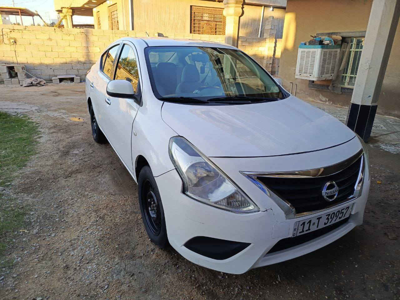 نيسان صني هندي ١٩ للبيع 
نيسان صني هندي ١٩ بيع فقط ماشيه ١٨٥ كير مكينه مكفولات صدر جديد شادلها و تخم تاير وباتري وادامه كامله تبريد ثلج رقم بغداد تحويل ثاني يوم بأسمي بيها فقط بارد على كد شبر بجاملغ خلفي عكس سايق وشخطه بصيطه وطخه بلبراكيته مال دعاميه لا لغد ولا شاصي كلش بصيطه موضحه بالفديو مكاني بغداد ناحيه اليوسفيه ***********
