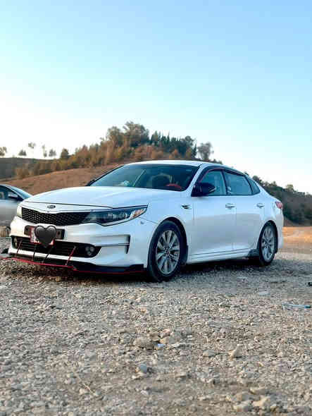 سلام عليكم للبيع 
كيا اوبتما 2016   Ex امريكي رقم بغداد الجديد بسمي سنويه لل 28  محرك 2400 gdi .. السياره بيهه اربع قطع صبغ  بدون لا تكم ولا شي  
 سياره حادثهه خلفي بدووون ايرباك كلهم سليمات بدون  لا لغوود ولا شواصي كلهه مكفووله 
مواصفات 
- شاشه  car play  
- بصمه + تشغيل عن بعد 
- كامره خلفيه دواره
- تحكم ستيرن جهتين 
- ٣ مودات قياده
- نظام ABS
- مثبت سرعه Cruse
- مري شفط + ترحيب
- نقطه عمياء
- حساسات
السياره جديده وعليهه ادامه تايرات جدد وتبريد كله جاهزز
وبالخير ع الياخذهه …
سعر  125 وبيهه مجال بسيط .. مكاني بغداد حي جهاد 
***********
